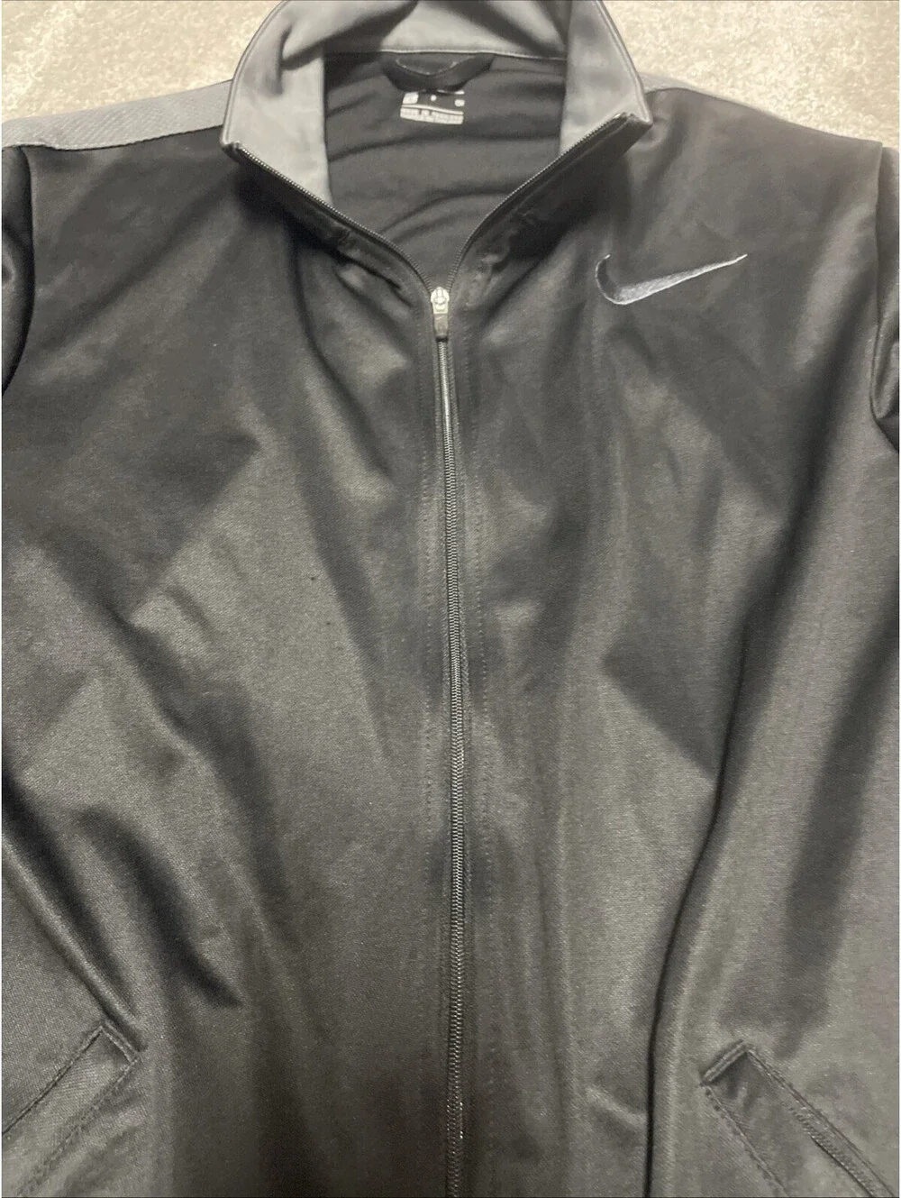 nike pullover jacket black small